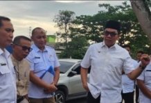 Usut Dugaan Pidana Pemanfaatan Aset, Walikota sidak lahan 12,7 Ha di Samarinda Seberang Walikota Andi Harun didampingi ketua TWAP, KABID ASET saat sidak.