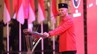 Syaifuddin Zuhri, kader senior PDI Perjuangan yang resmi ditunjuk sebagai Ketua DPRD Surabaya periode 2024-2029 untuk mengawal aspirasi masyarakat.