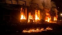 Polrestabes Bandung Ringkus Pria yang Tega Bakar Rumah Orang Tua Kandung